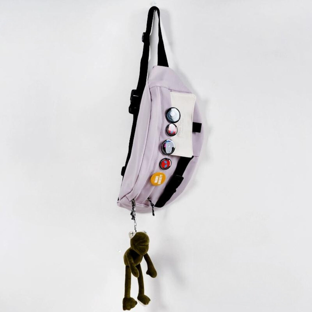 Unisex crossbody bag for travel and hiking with adjustable strap and free pendant