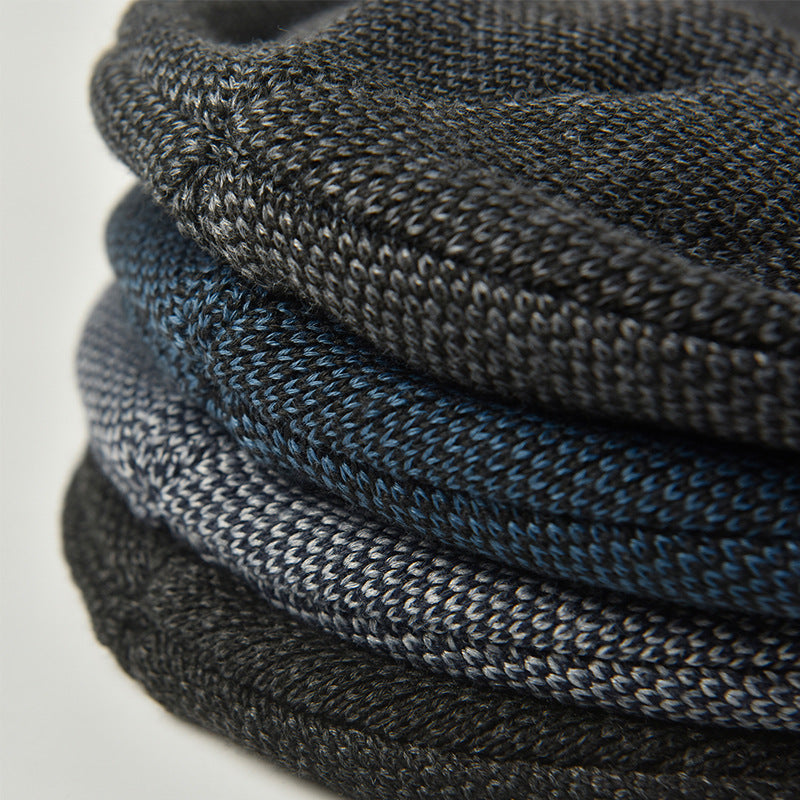 New knitted men's warm winter beanie hat