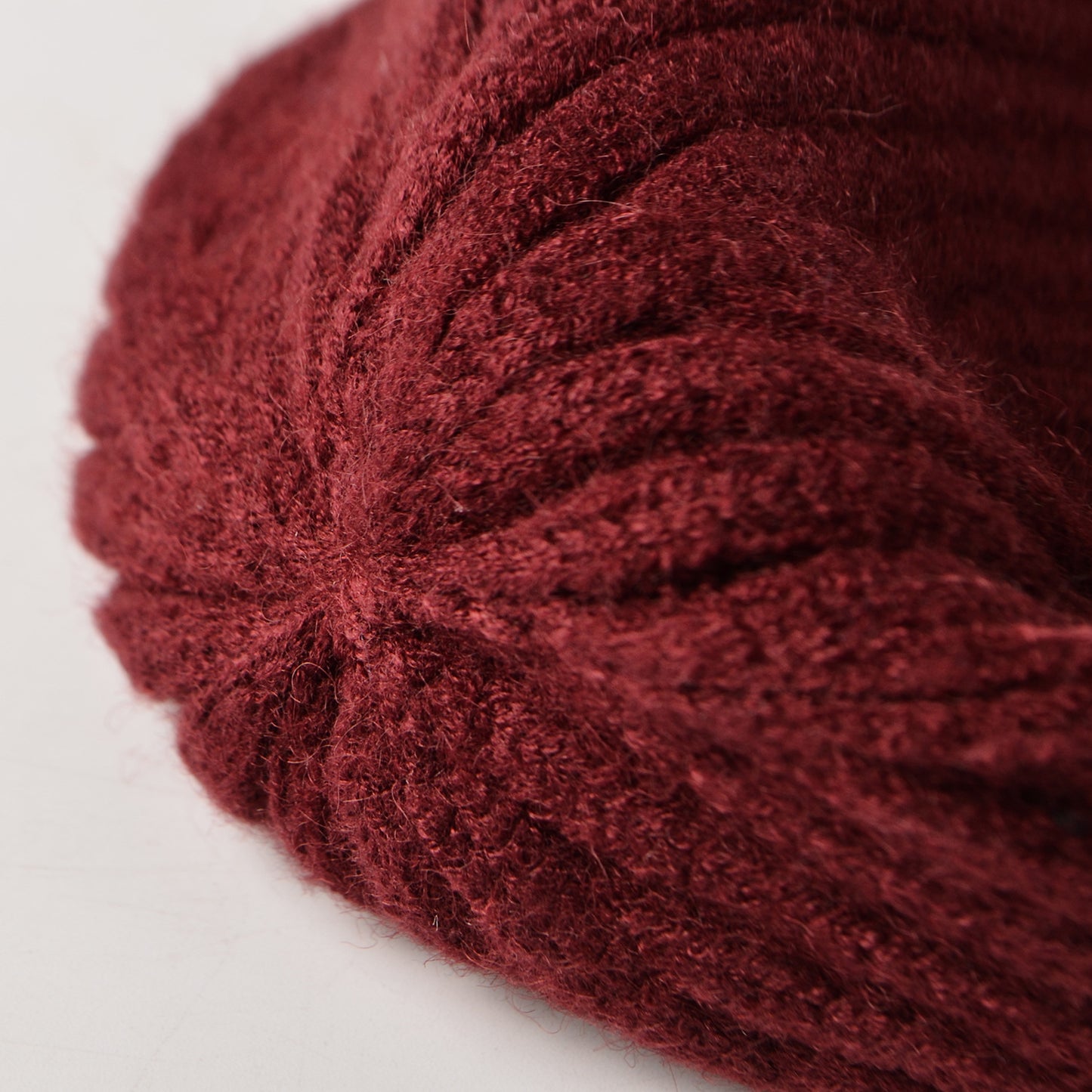 Embroidered cuffed bowler outdoor woolen knit hat