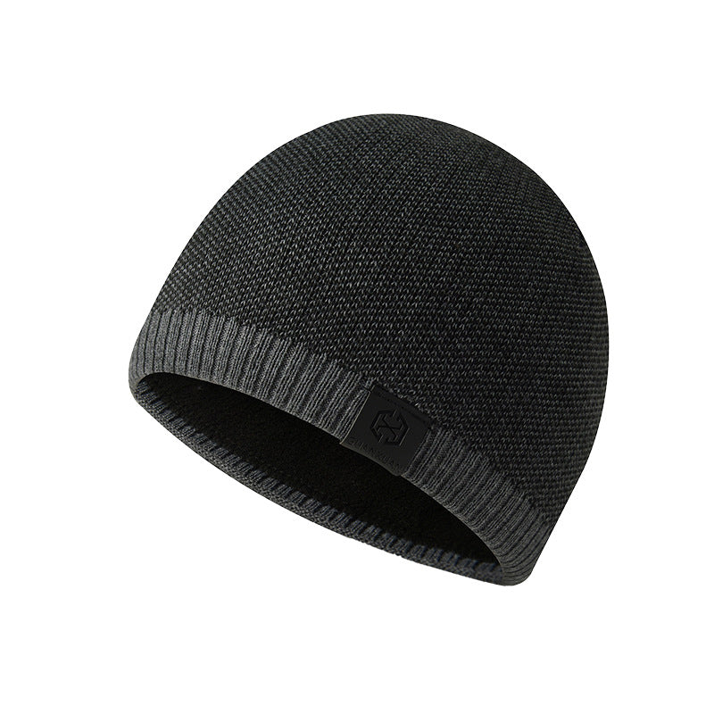 New knitted men's warm winter beanie hat