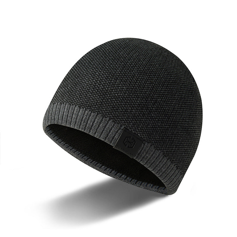 New knitted men's warm winter beanie hat