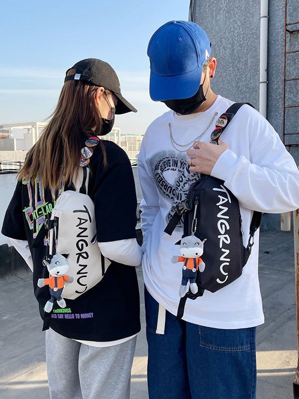 Fashionable Multi-Functional Sports Crossbody Shoulder Bag