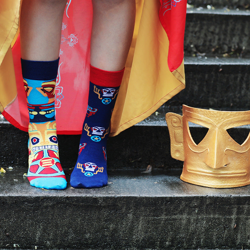 অল সিজন মিড হাই টিউব অ্যাসিমেট্রিকাল রঙিন ট্রেন্ডি সুতির মোজা