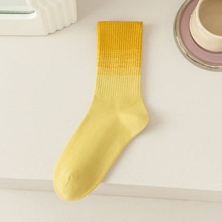 Gradient color medium light sports cotton socks