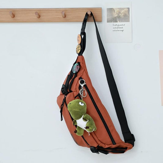 Unisex lightweight everyday crossbody bag with adjustable strap