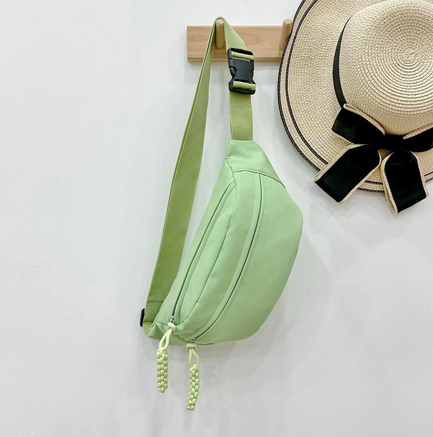 Street Style Minimalist Chest Bag Casual Crossbody Pack